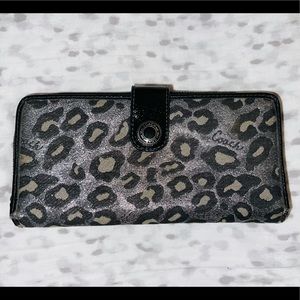 Coach wallet cheetah
